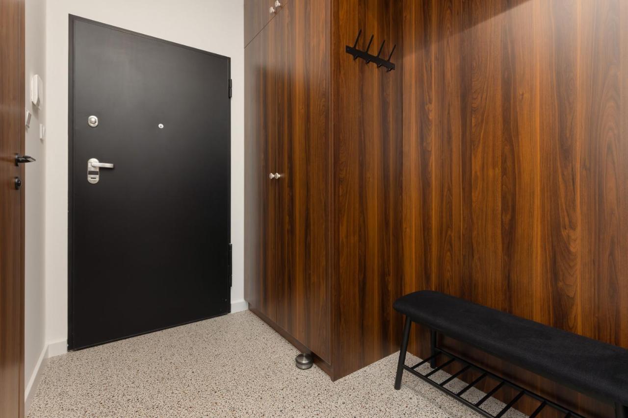 Trendy & Spacious 3-Room Apartament Warsaw Wilanow By Noclegi Renters Экстерьер фото