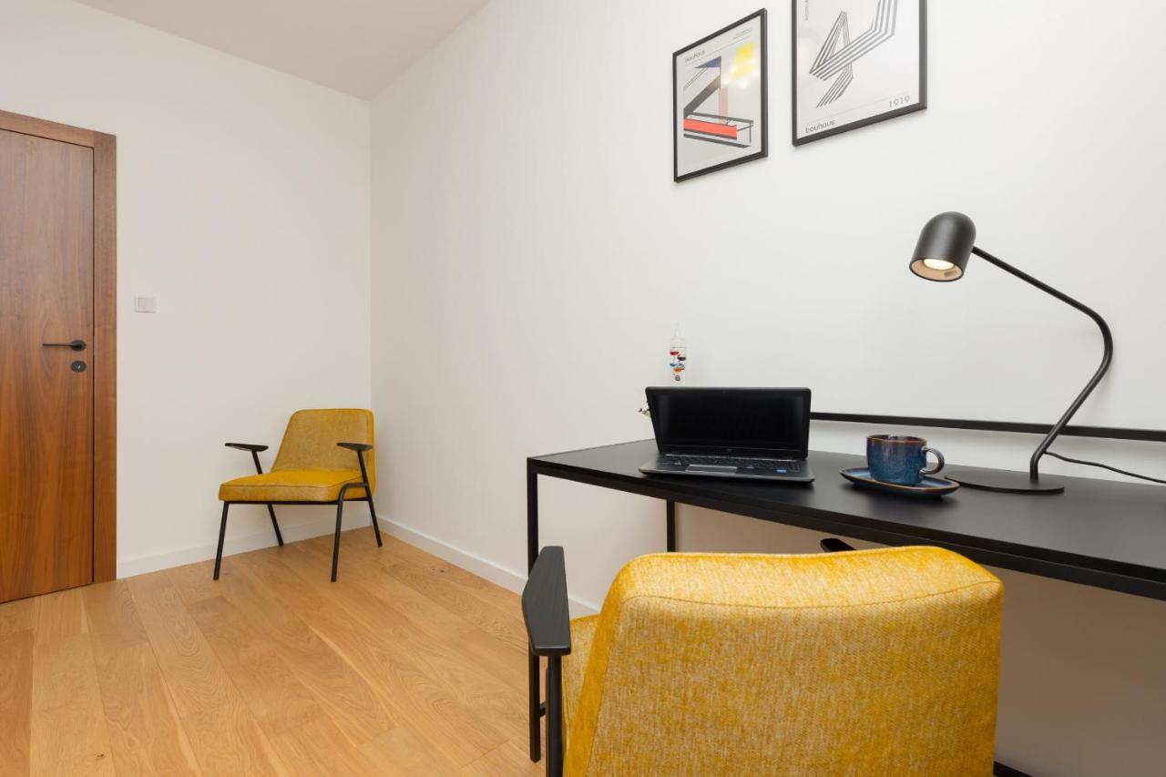 Trendy & Spacious 3-Room Apartament Warsaw Wilanow By Noclegi Renters Экстерьер фото